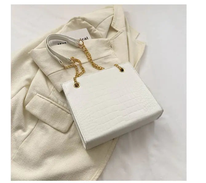 Chic Vintage Crossbody Bag - Stylish Tote for 2025
