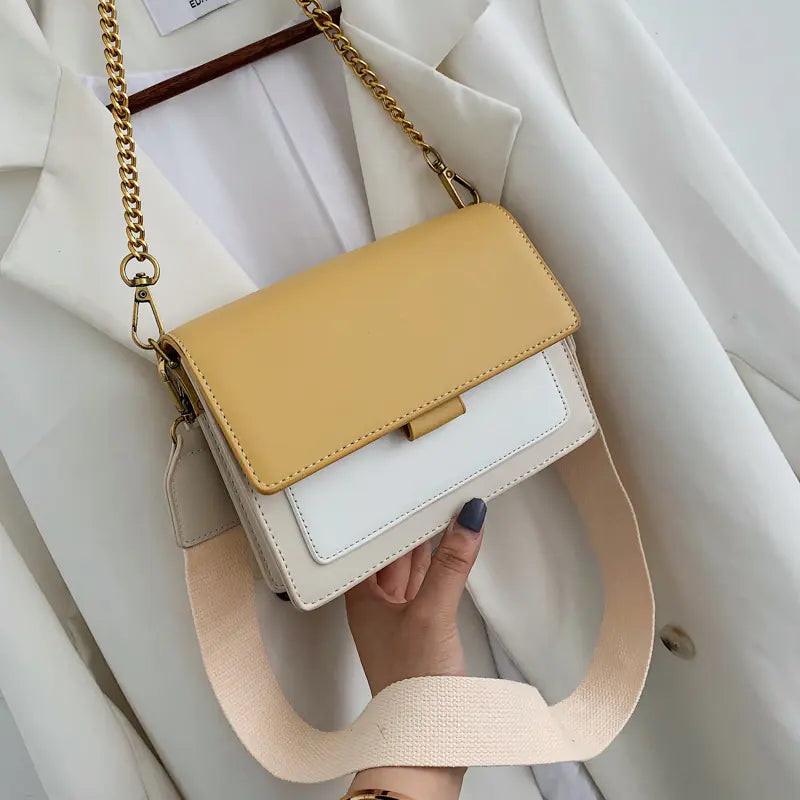 Versatile Chain Crossbody Bag with Stylish Strap