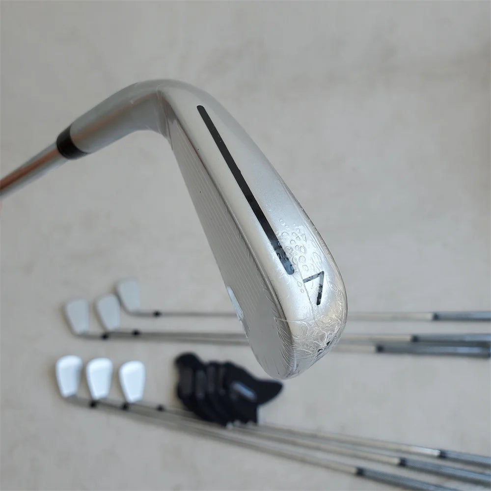 Men's Sleek P790 Distance Iron Set 4-Pw with Headcovers