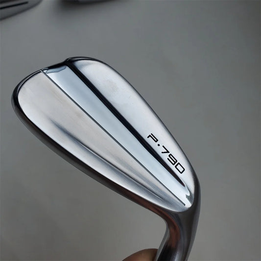 Men's Sleek P790 Distance Iron Set 4-Pw with Headcovers