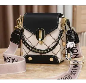 Fashionable Small Women's Bag - Stylish Mini Crossbody